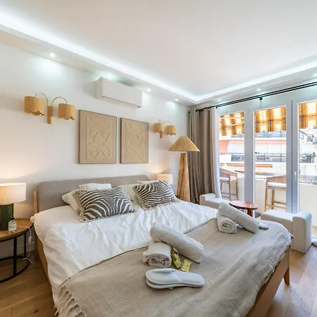Lägenhet Centre Derriere Le Martinez Cannes