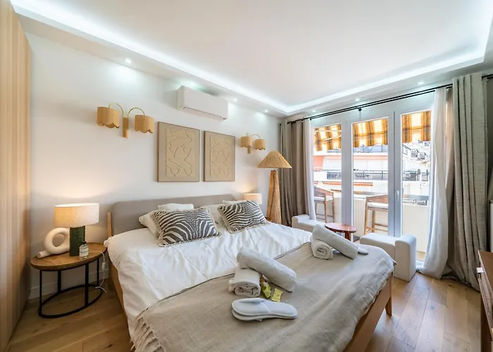 Lägenhet Centre Derriere Le Martinez Cannes