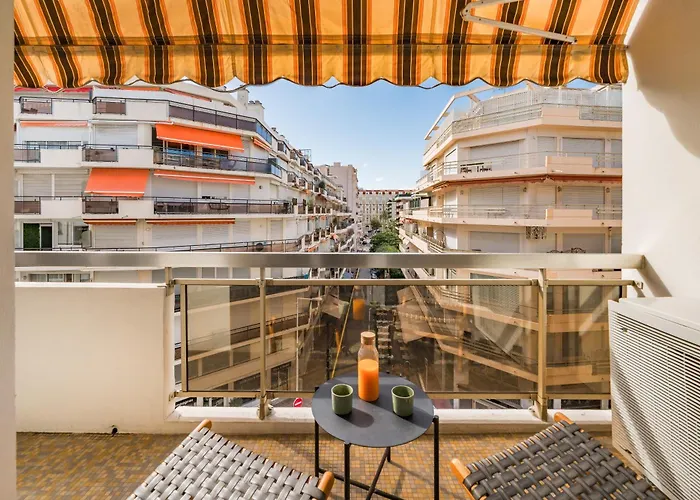 Centre Derriere Le Martinez Cannes